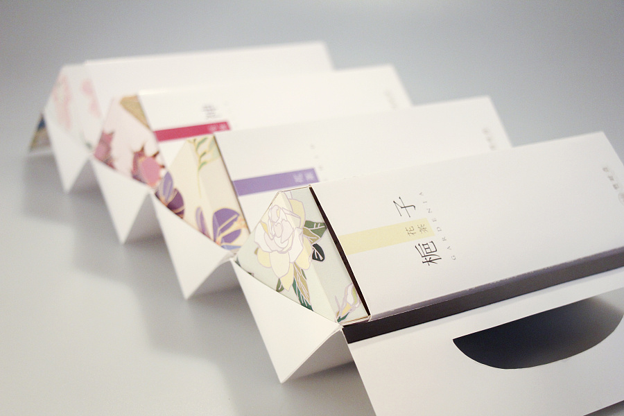 花茶伴手礼包装设计 传递自然与情感的平面艺术